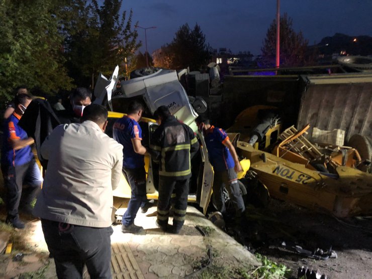 Freni Boşalan Vincin Ortalığı Savaş Alanına Çevirdiği Anlar Kamerada: 2 Ölü, 5 Yaralı