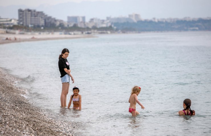 Kısıtlamadan Muaf Turistler, Konyaaltı Sahili'nde