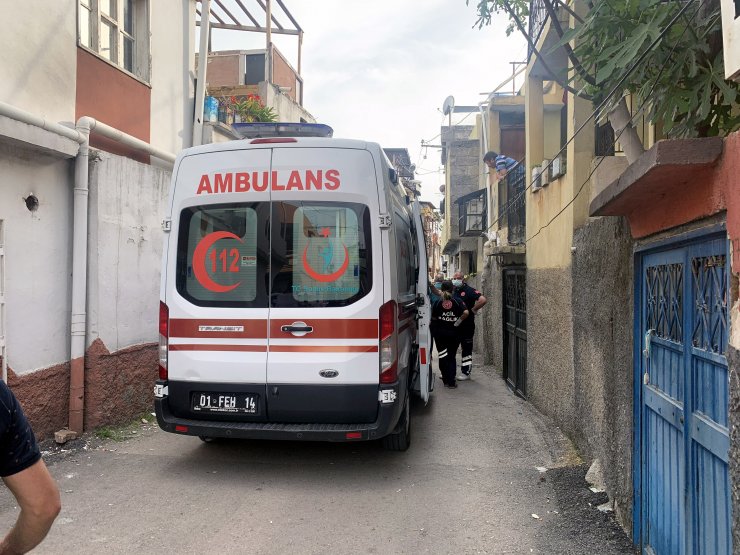 Tüfekle Başından Vurulmuş Halde Ölü Bulundu; Polis, Kaçan Arkadaşını Arıyor