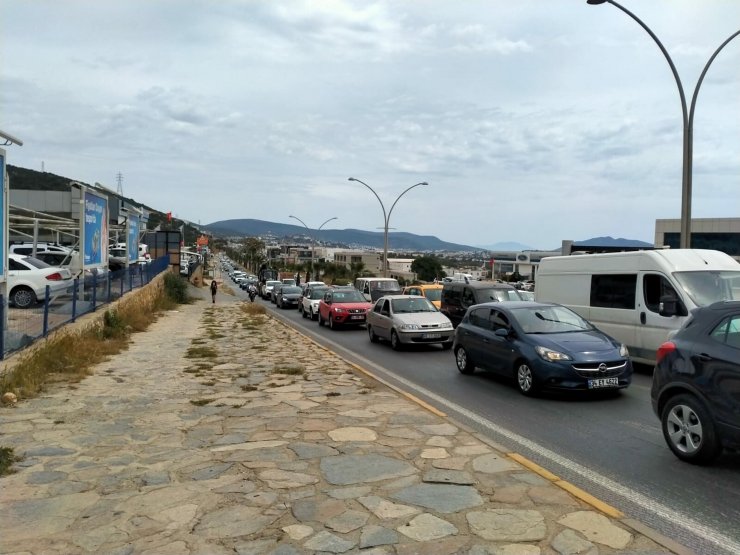 'tam Kapanma' Öncesi Bodrum'a Akın