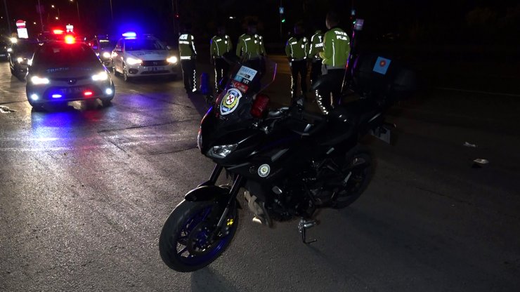 Antalya’da Trafik Polisleri Çarpıştı: 1 Polis Yaralı