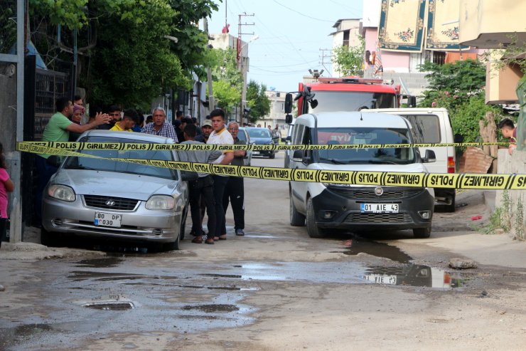 Adana'da Bir Evde Patlama; 3 Yaralı