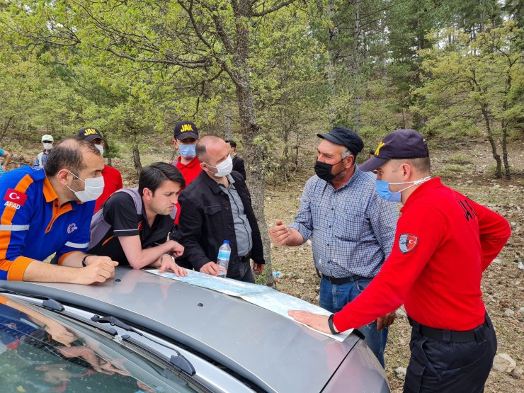 Burdur'da Kayıp 10 Yaşındaki Çocuk Aranıyor (3)