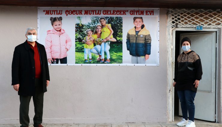 Muhtar Emine, İhtiyacı Olan Çocuklar İçin Giyim Mağazası Açtı
