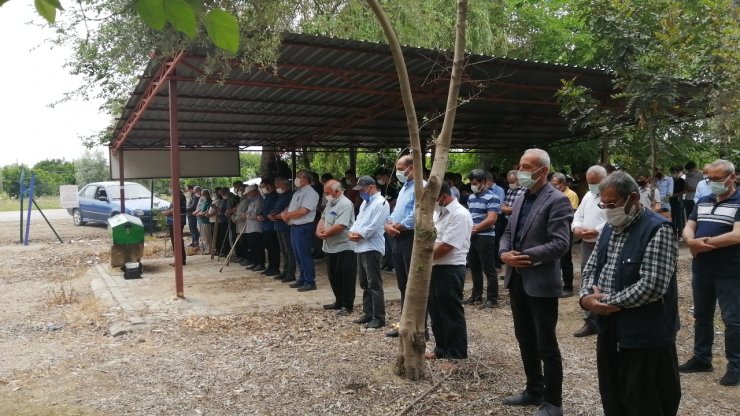 Doğum Gününe 2 Gün Kala Kalp Krizinden Ölen Ahmet, Toprağa Verildi