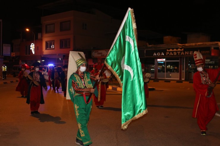 Erzinliler Sahura Mehter Takımıyla Uyandı 