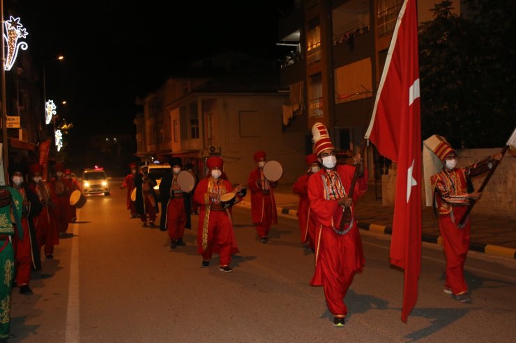 Erzinliler Sahura Mehter Takımıyla Uyandı 