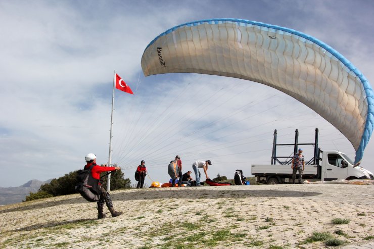 Burdur'da Yamaç Paraşütü İlgisi