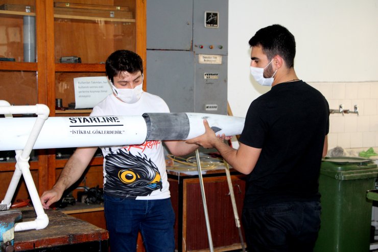 Roketlerini Geliştirmek İçin Ter Döken Gençler Türkiye Uzay Ajansı’nda Çalışmak İstiyor
