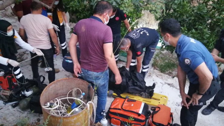 Adana'da, Çalışma Yaptıkları Su Kuyusuna Düşen 3 Arkadaş Öldü