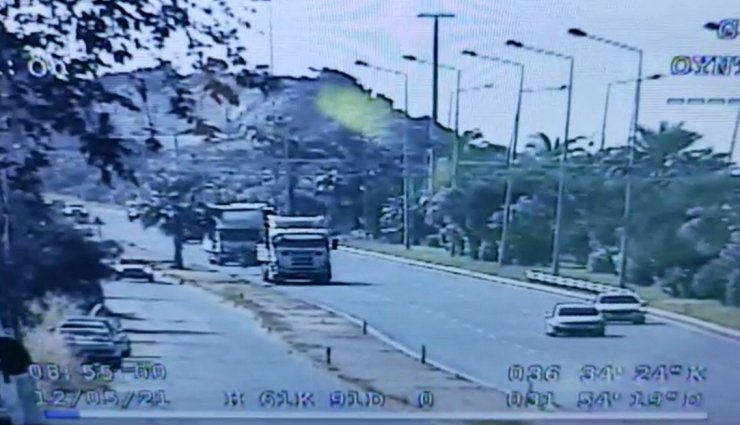 Motosiklet Sürücüsünün Ağır Yaralandığı Kaza Kamerada