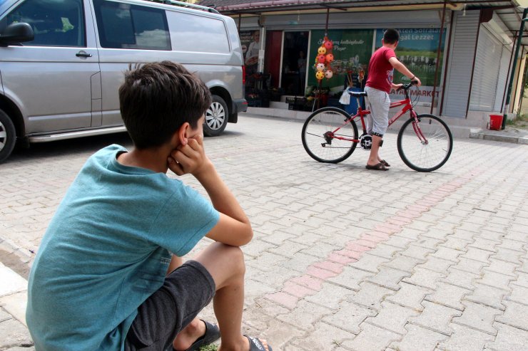 Sokağa Dadanan Hırsızlar, Bu Kez Can'a Öğretmeninin Hediye Ettiği Bisikleti Çaldı