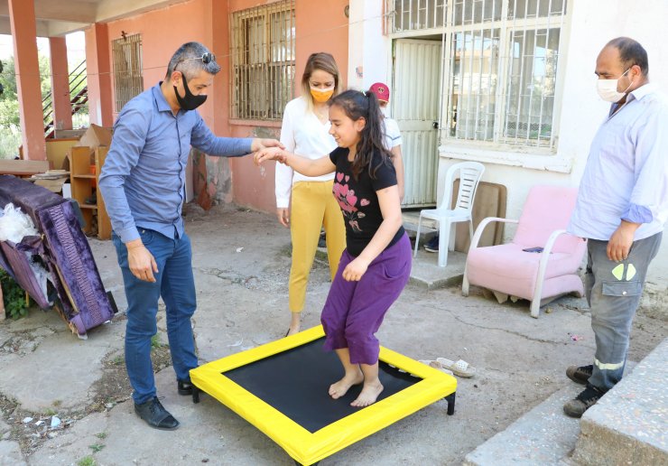 Belçika'dan Otizmli Çocuklara Trambolin Hediyesi