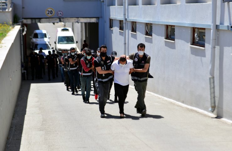 Çıkar Amaçlı Suç Örgütü Operasyonuna 4 Tutuklama