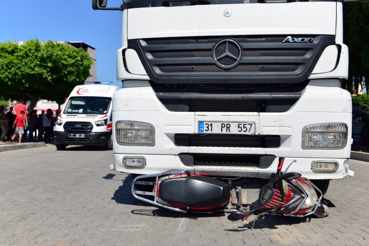 Bisikletiyle Tır’ın Altında Kalan Enes Öldü, Yakını Gözyaşlarına Boğuldu