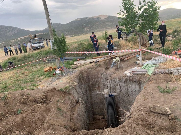 Sondaj Kuyusunda Üzerine Toprak Göçmesi Sonucu Öldü