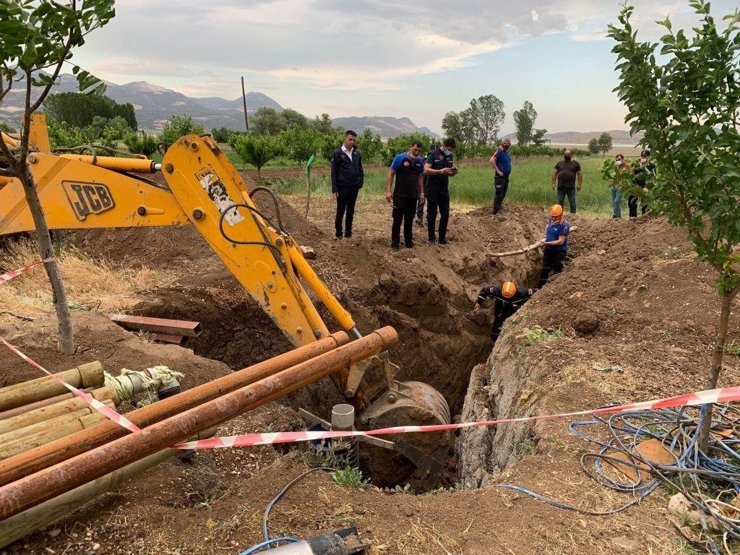 Sondaj Kuyusunda Üzerine Toprak Göçmesi Sonucu Öldü