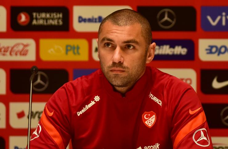 Burak Yılmaz: Harika Bir İş Başardık Ama Hiçbir Şey Milli Takımın Önüne Geçemez