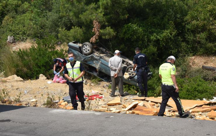 Takla Atan Otomobilden Burnu Bile Kanamadan Çıktı; 'neredeyim' Dedi