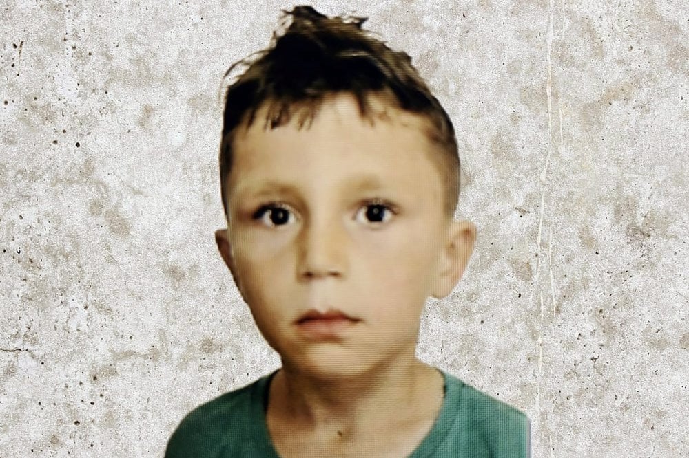 Asansör Kabini İle Duvar Arasında Sıkışan 11 Yaşındaki Ahmet, Hayatını  Kaybetti